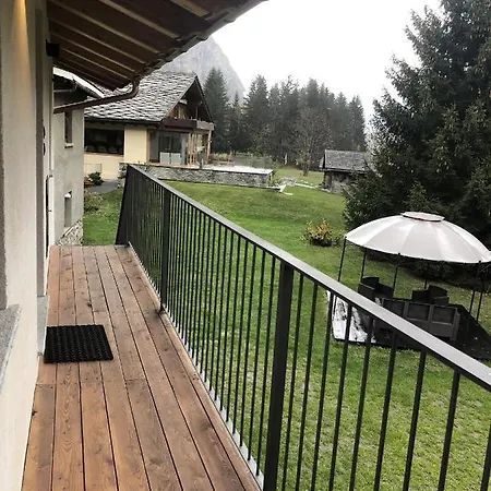 Appartement Maison Barat Vista Monte Bianco *